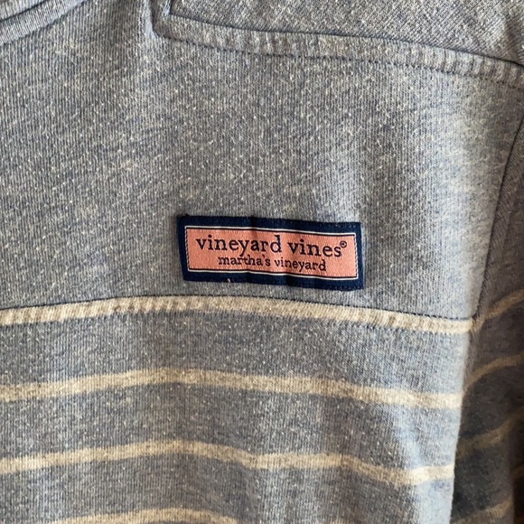 Men’s Vineyard Vines hoodie - Picture 2 of 4